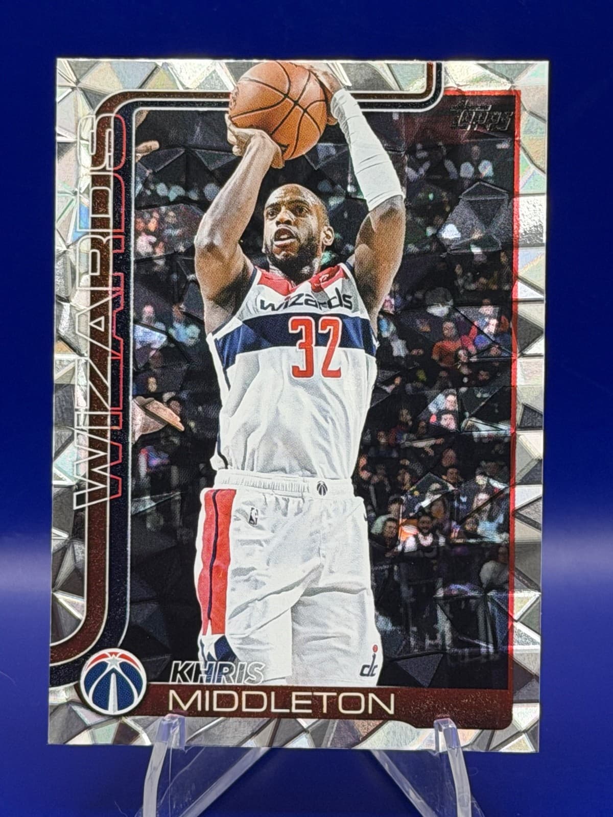 2025 Topps Basketball Khris Middleton Diamante #100 Milwaukee Bucks