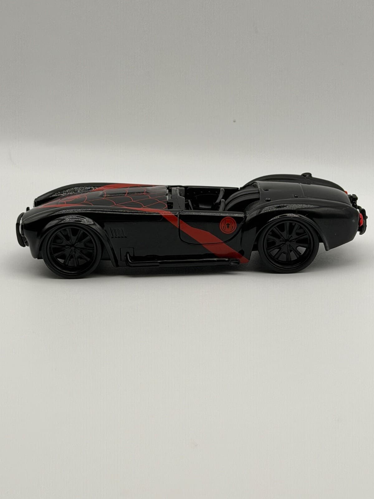 JADA 1:32 Miles Morales Spider Man 1965 Shelby Cobra 427 Black Red Missing W/S