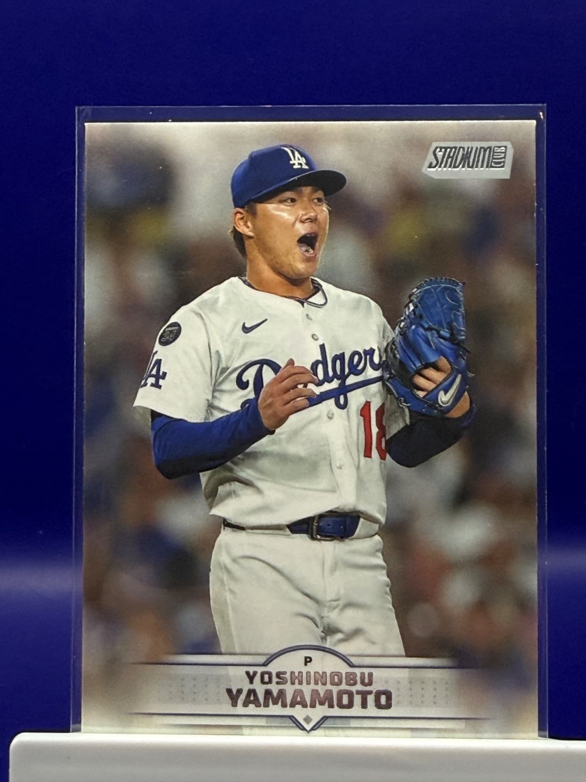 2025 Topps Stadium Club Yoshinobu Yamamoto #184 Dodgers