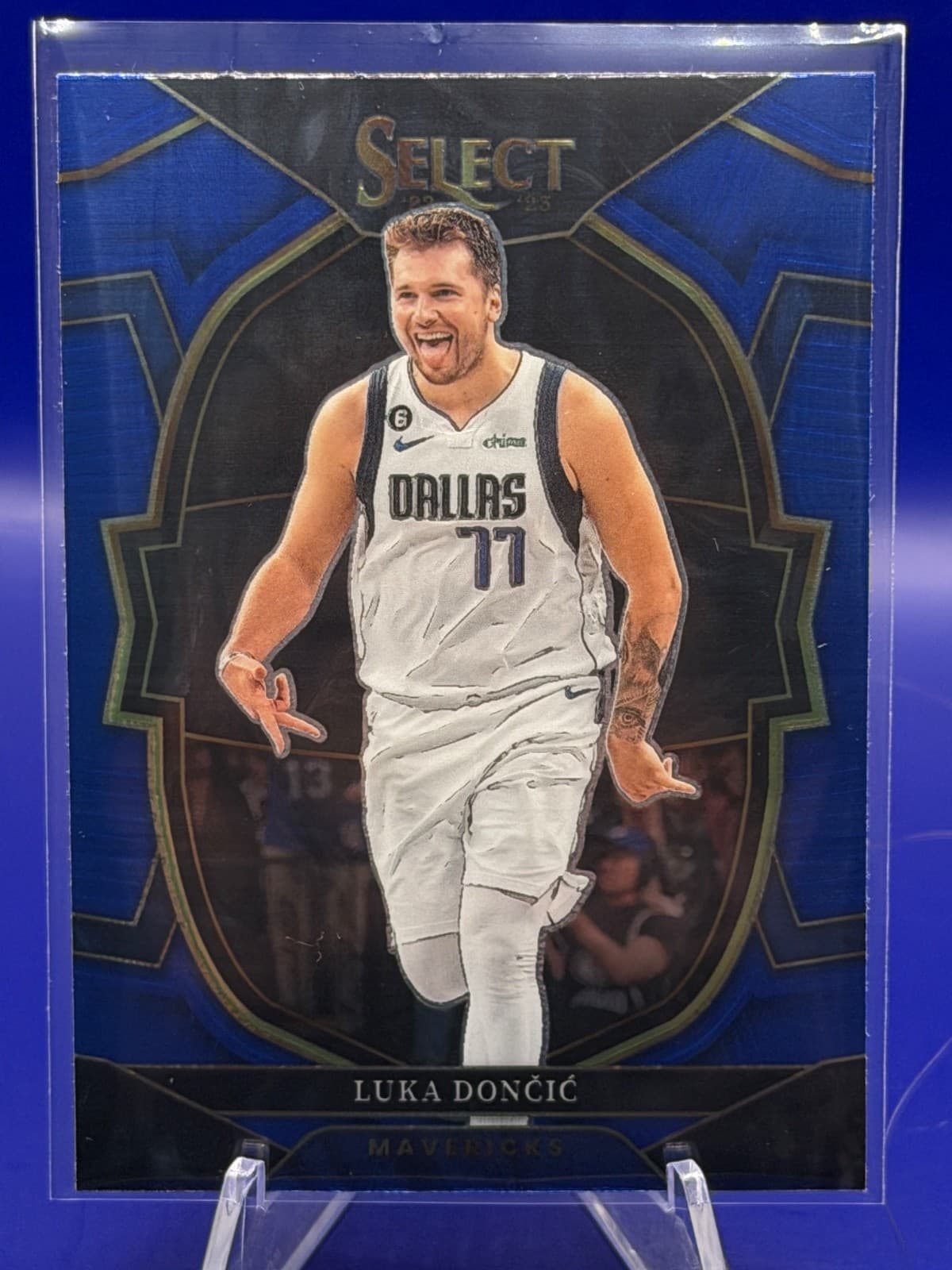 2022-23 Panini Select - Concourse Luka Dončić #51 Blue Prizm