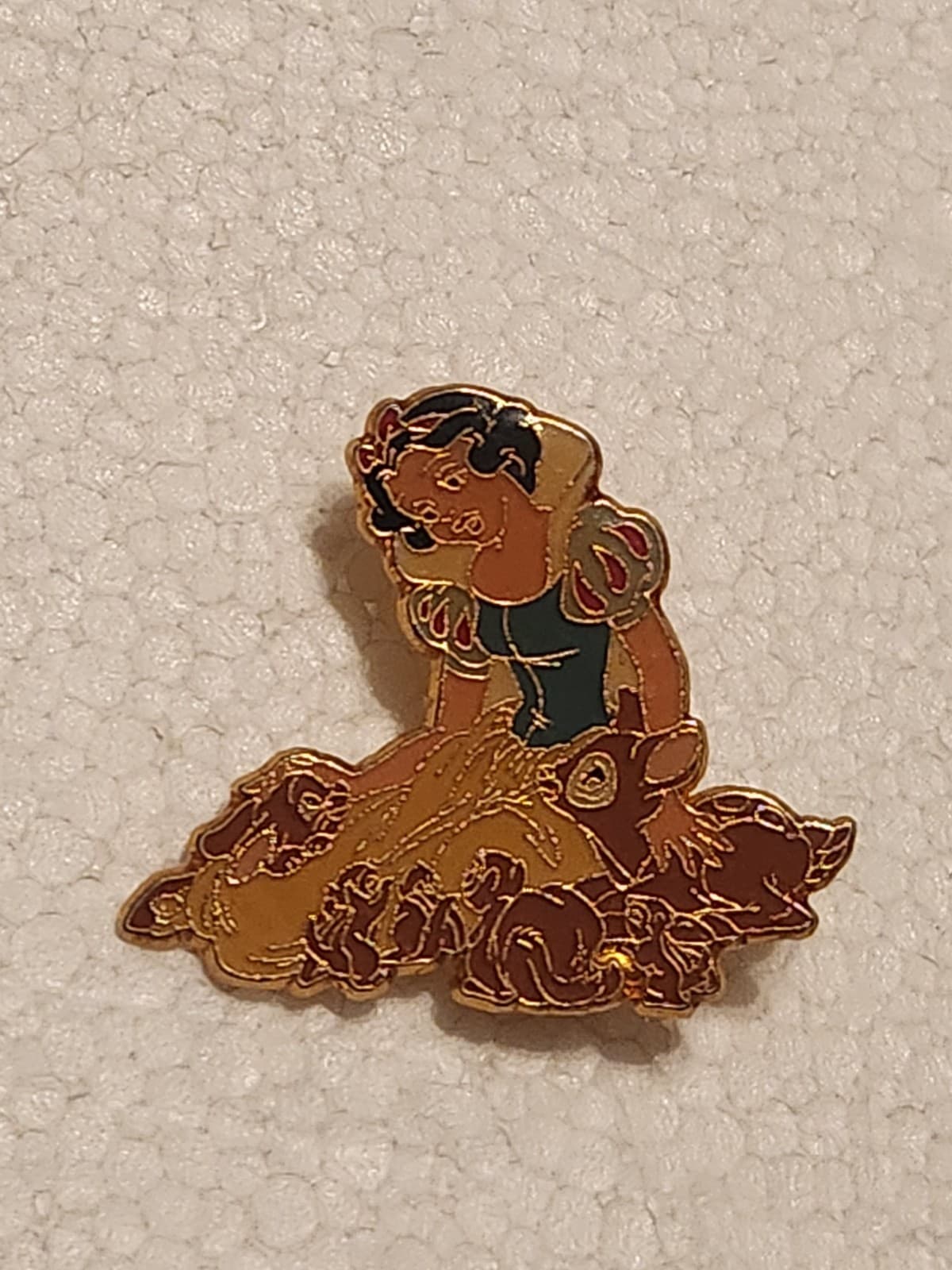 Disney Snow White & Forest Friends Pin Dufort & Sons UK Vintage Collectible Rare