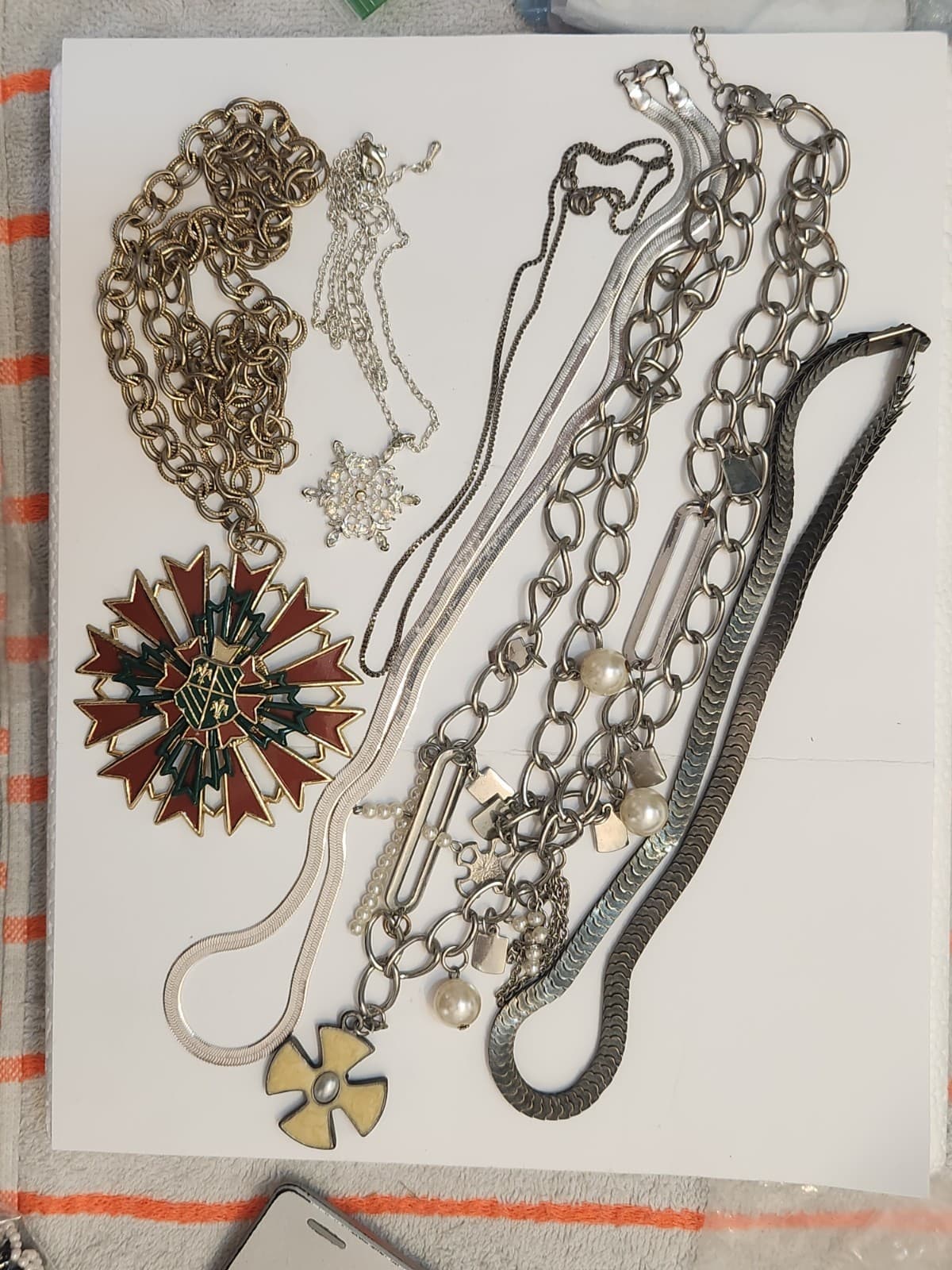 Vintage Costume Jewelry Lot Necklace Estate Mixed Pendant Cross Chain