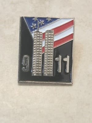 Vintage 9/11 Twin Towers & American Flag Enamel Cloisonné Lapel Pin Tie Tac, NYC