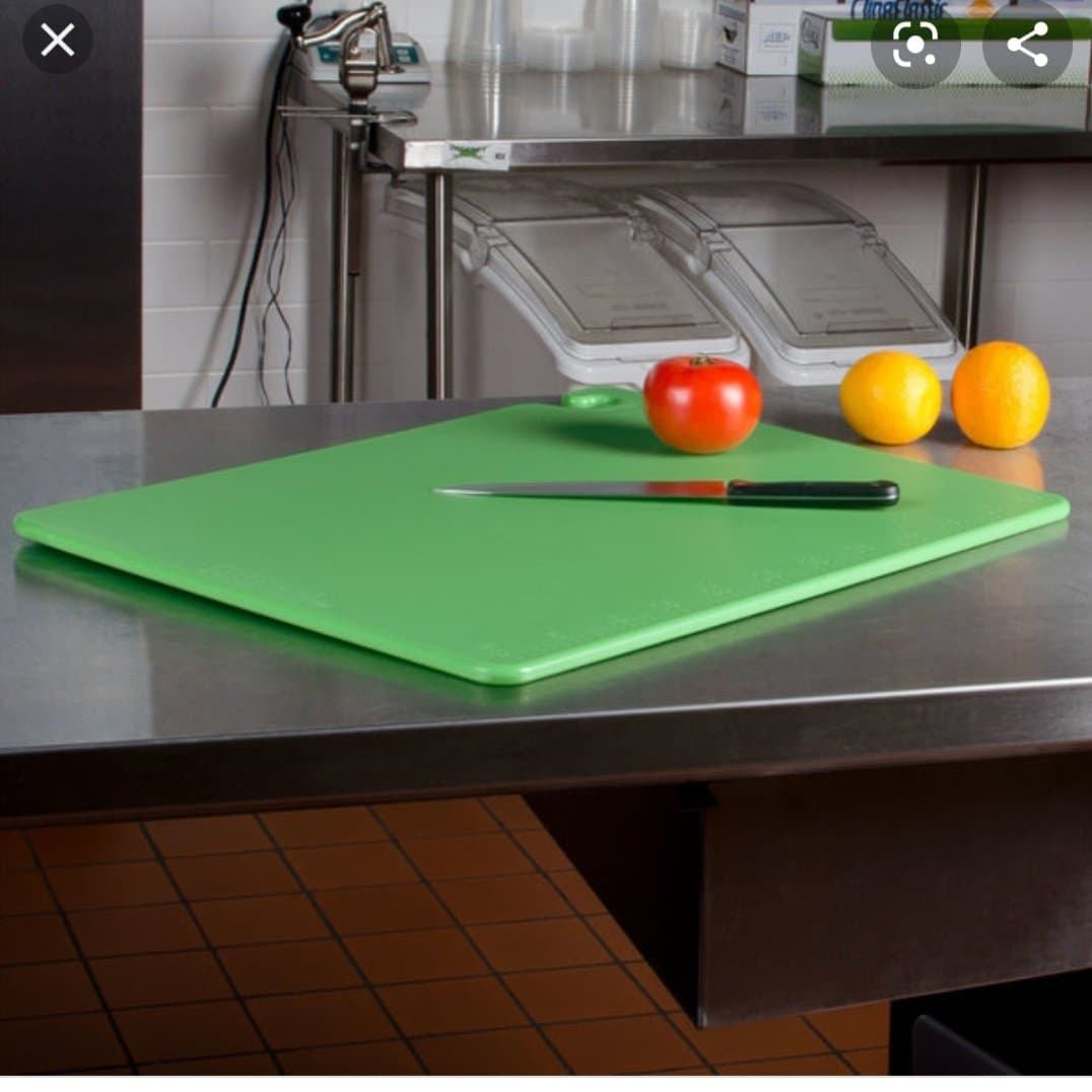 CUT N CARRY CUTTING BOARD