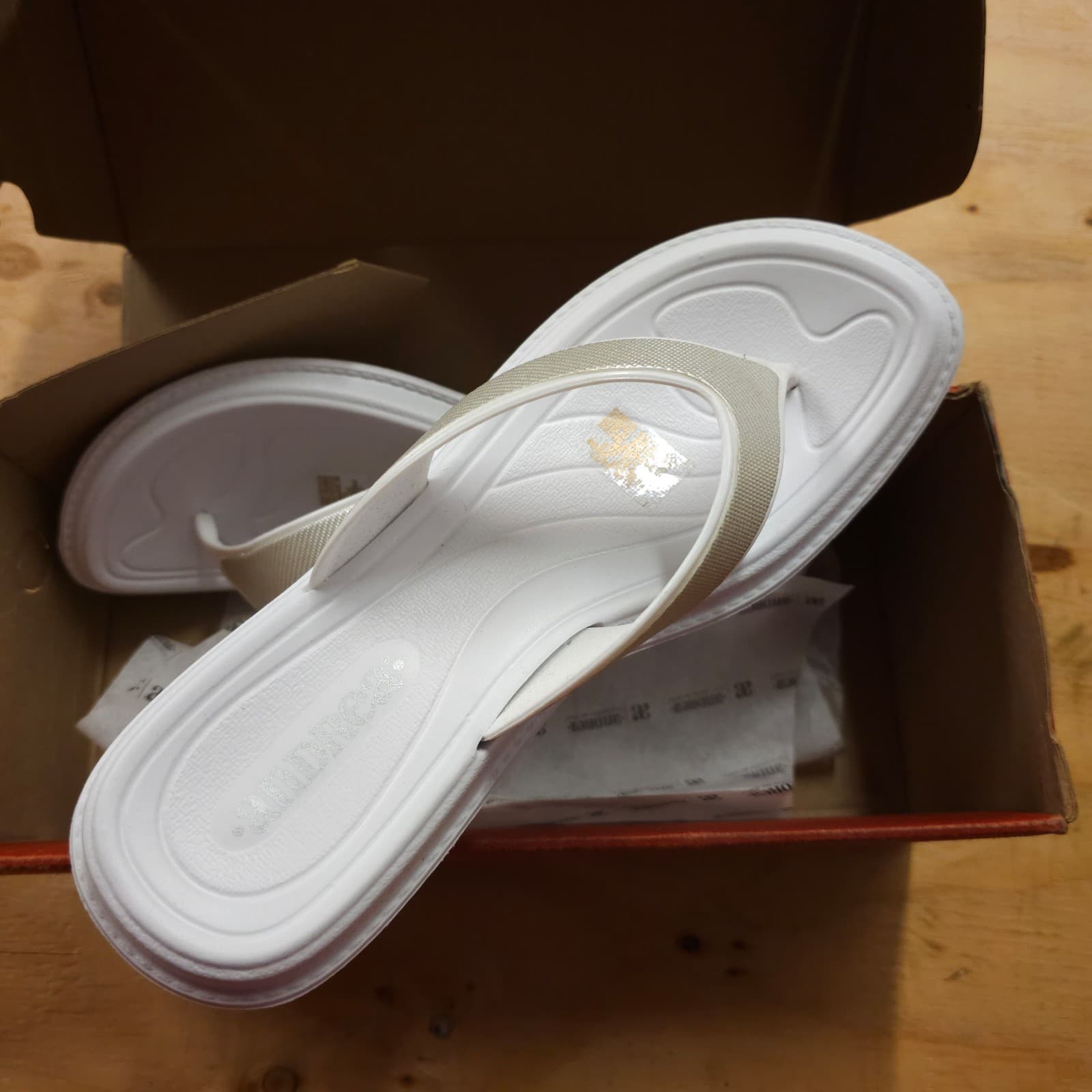 White & Silver Andrea Sandals Size 6 (88450) womens