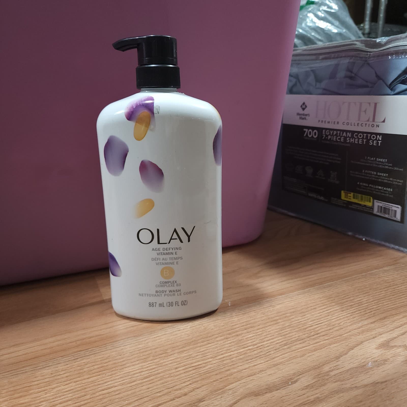 OLAY Age Defying with Vitamin E Body Wash 30 oz