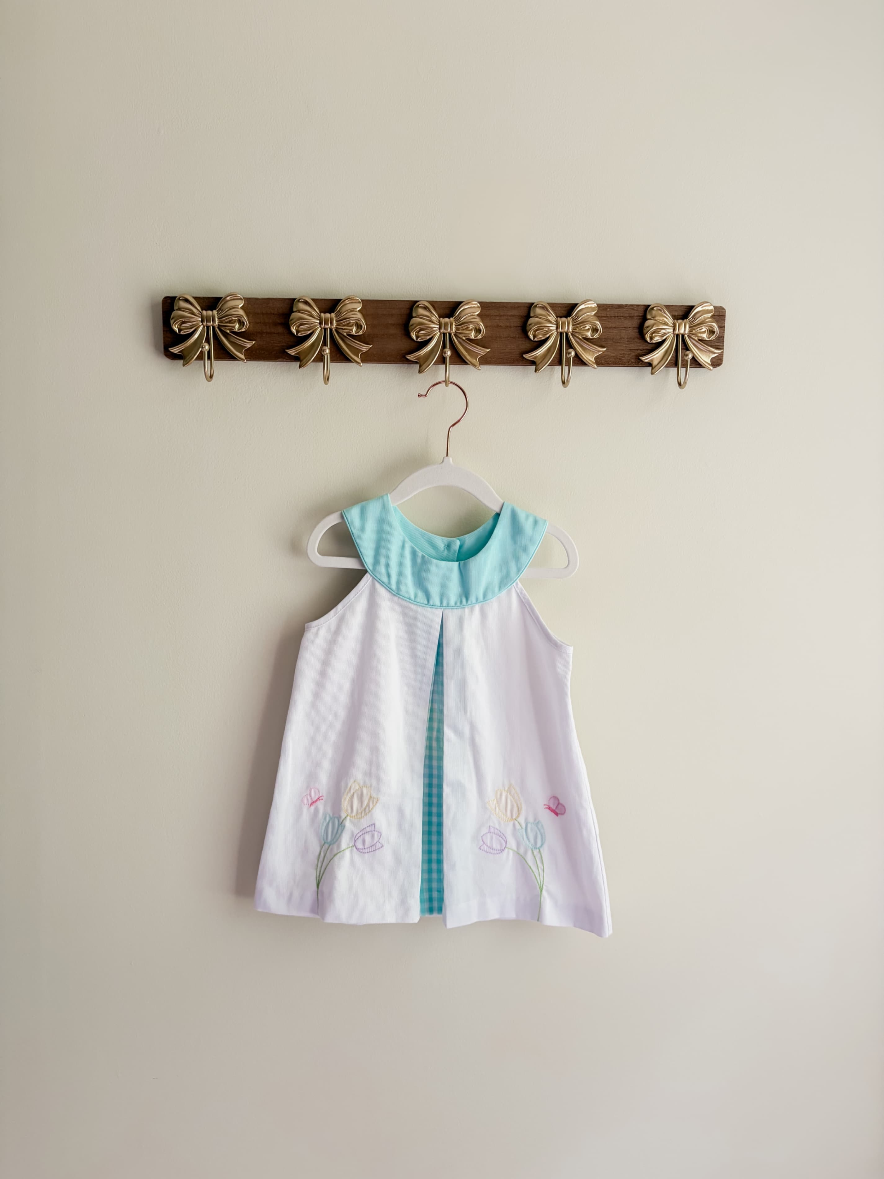 Zuccini kids size 4T Embroidered Toddler top with Floral Design