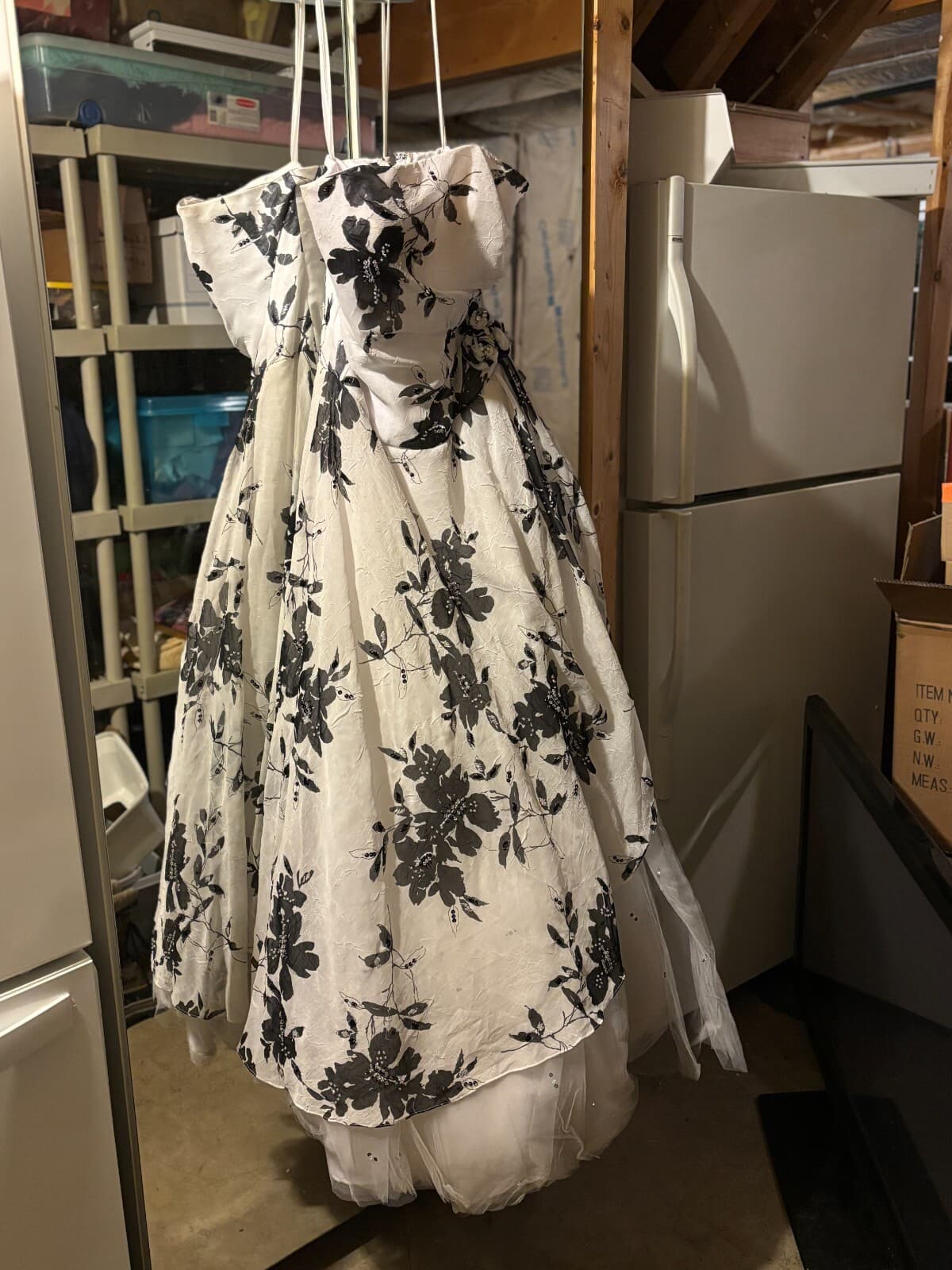 Mori Lee Black White Embroidered Formal Prom Dress Size 6 Evening Gown Designer