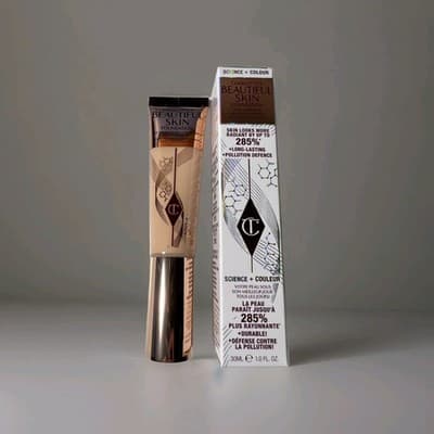 Charlotte Tilbury Beautiful Skin Foundation 2 Warm Hydrating Medium Authentic!!