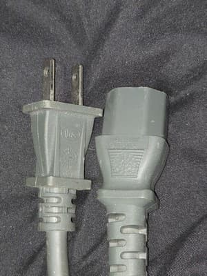 Well Shin 2-prong power cord plug, model WS-004A, rated for 10A 125V~.