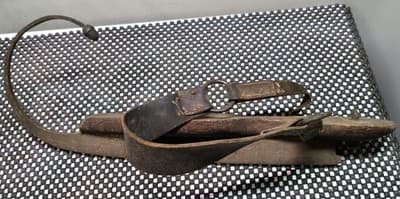 Antique Colonial American Curled Toe Metal & Wood Ice Skate Mid 17th Century