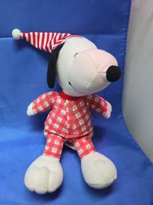 Peanuts Gang SNOOPY IN HOLIDAY CHRISTMAS PAJAMAS 8" Plush Stuffed Animal Toy