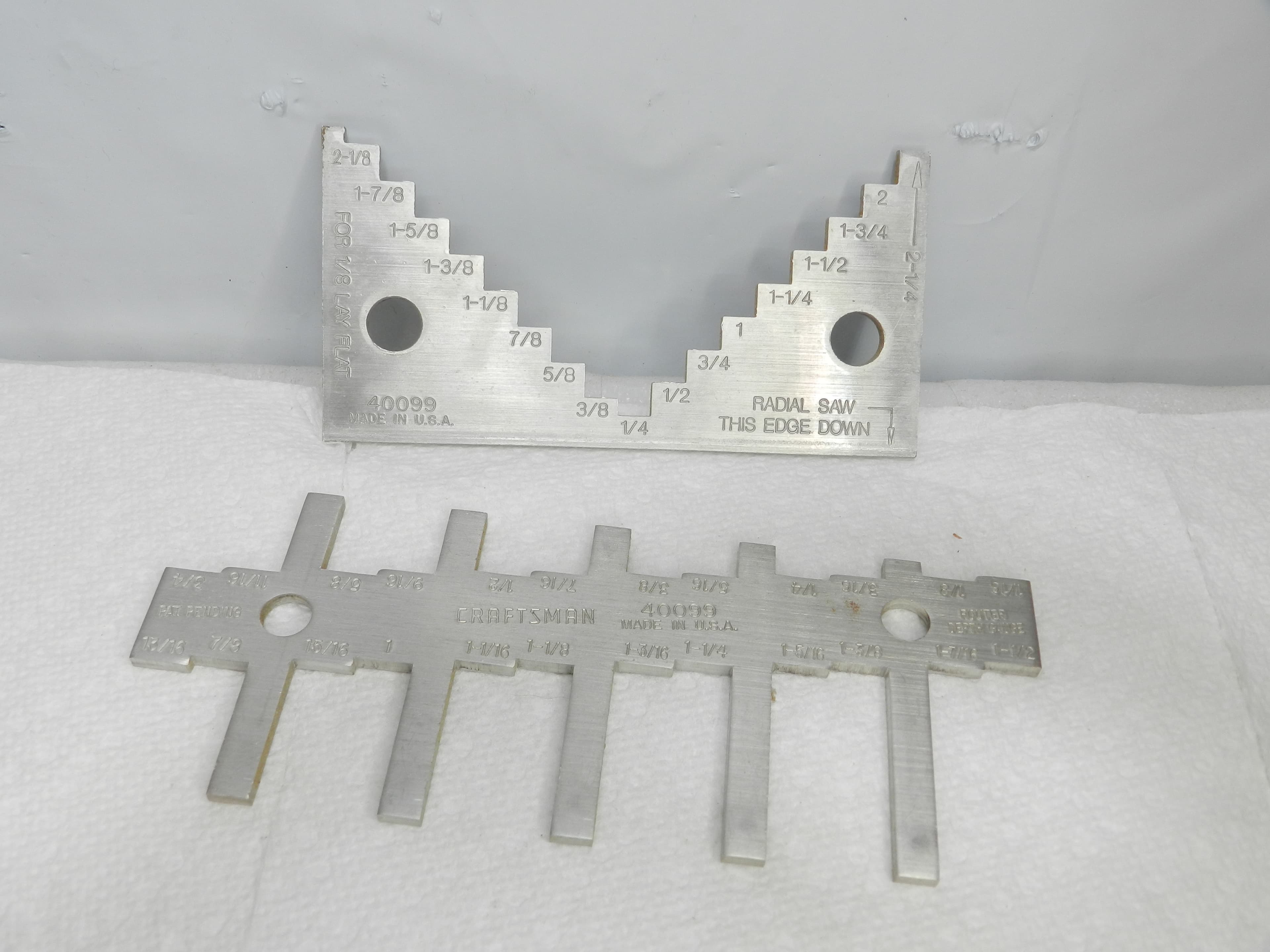 Vintage Craftsman Saw & Router Gauge Set - 2 Pieces USA MADE 40099 (N59J)
