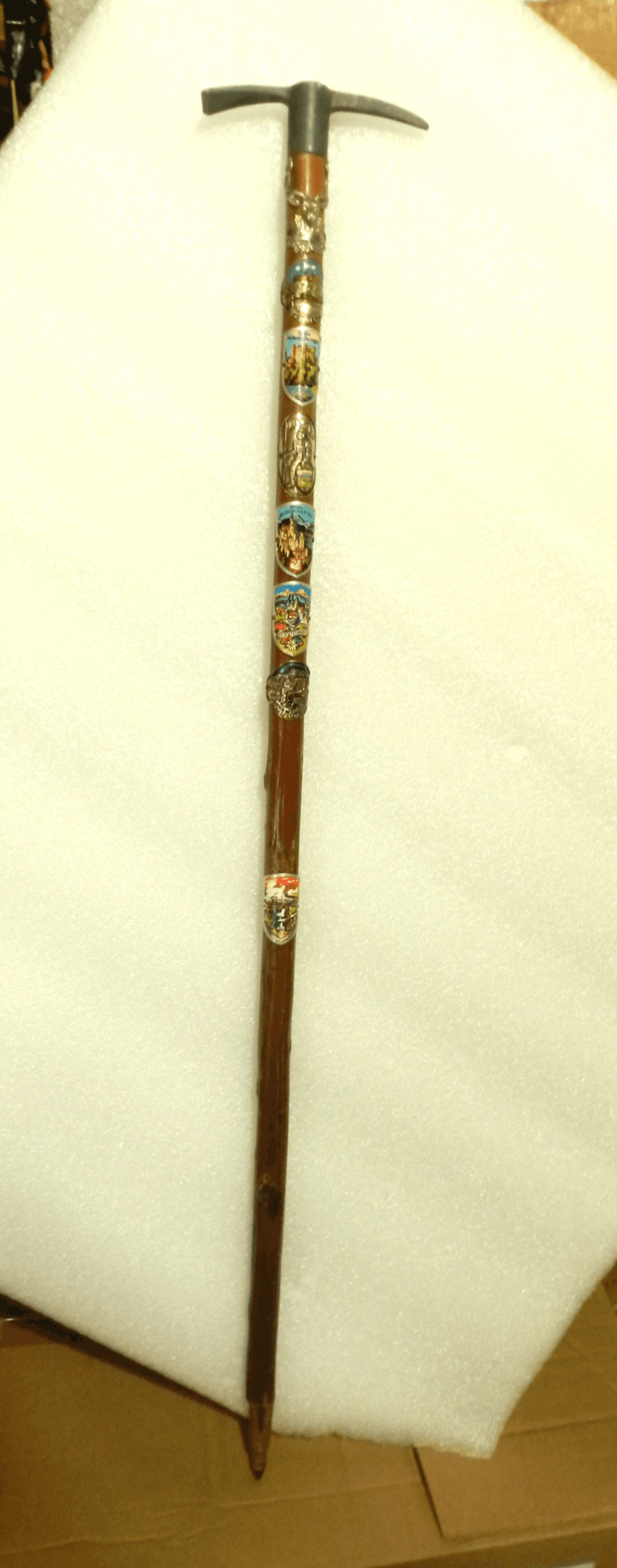 Vintage German Ice Pick Walking Stick Cane (Wanderstock) w/ Badges 32" N86J