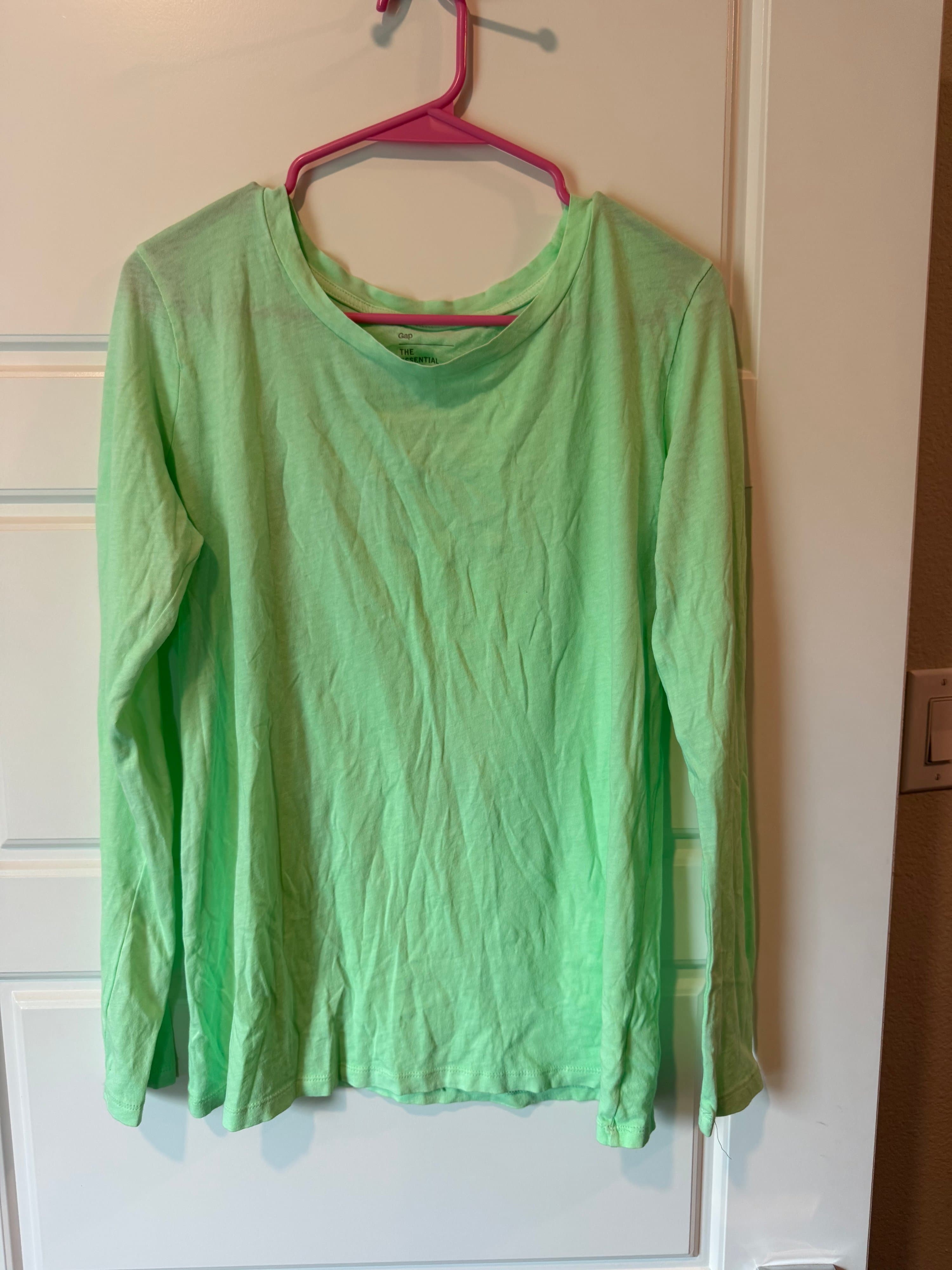 Gap Essential Crew Long Sleeve Shirt Small