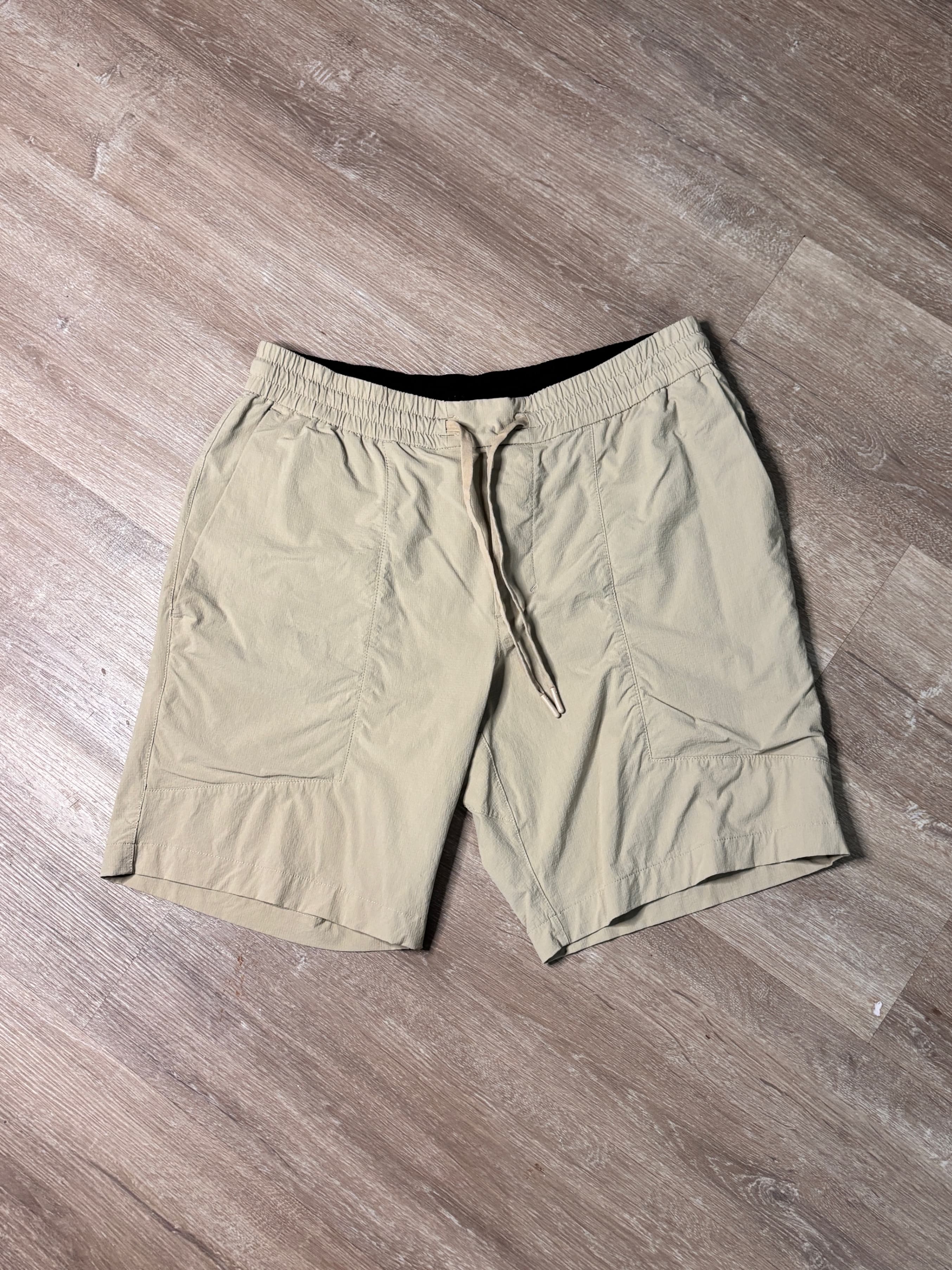 Lululemon Bowline Short 8" Stretch Ripstop Shorts Size L