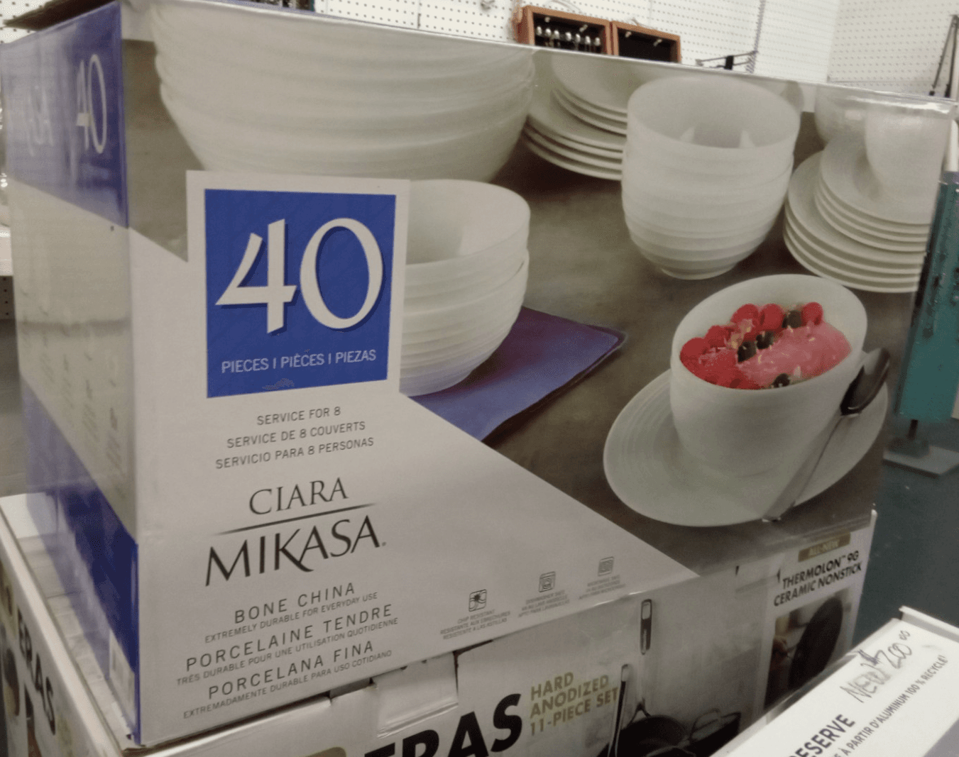 Mikasa Ciara 40-piece Bone China Dinnerware Set in White