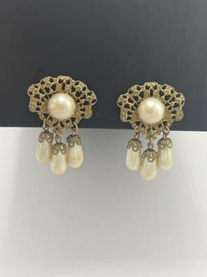 Miriam Haskell Pearl Earrings VTG Clip Russian Gold Tone Dangle Drop Clip Screw