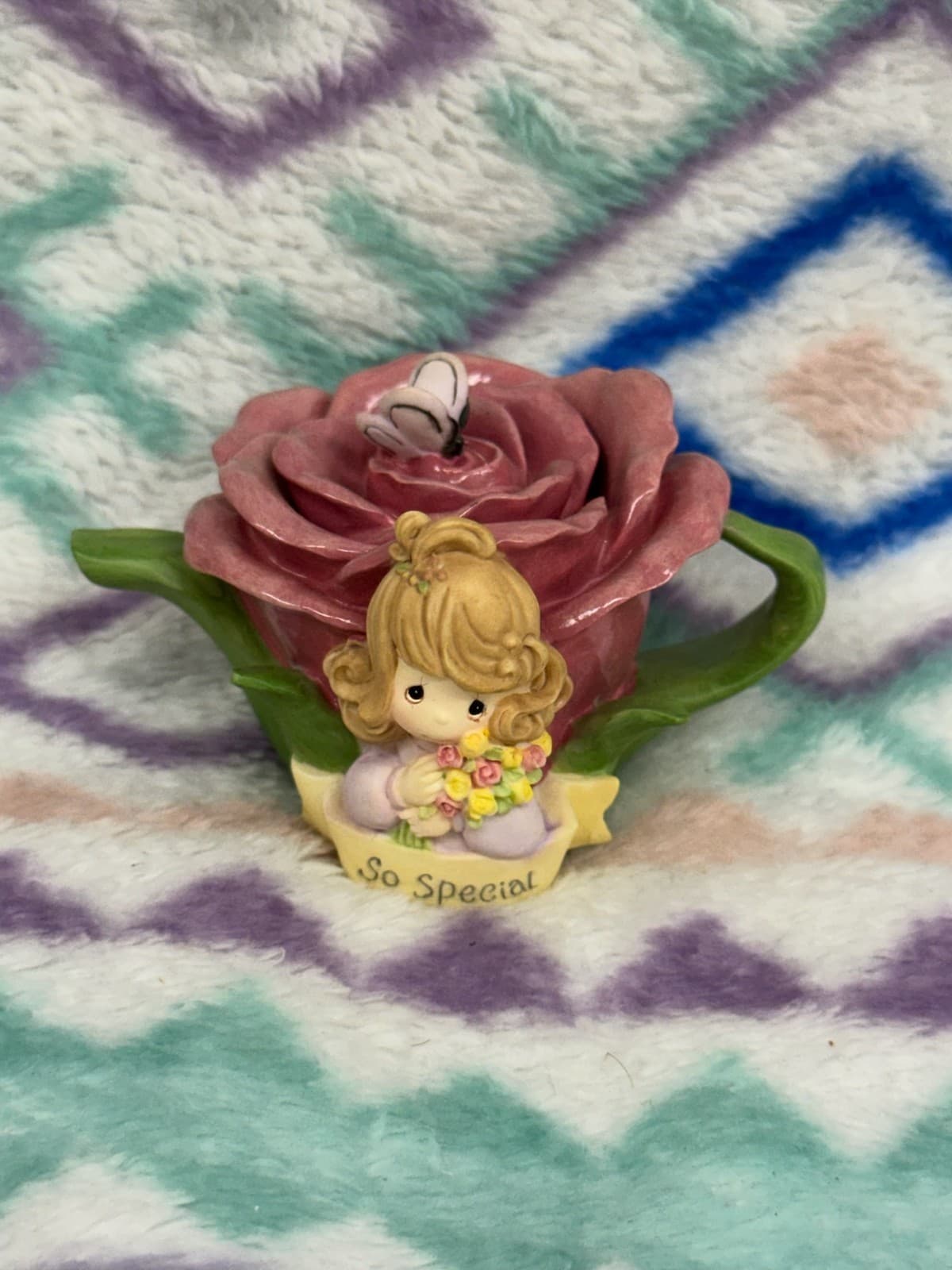 Vintage 1998 Precious Moments 'So Special' Rose Flower Figurine