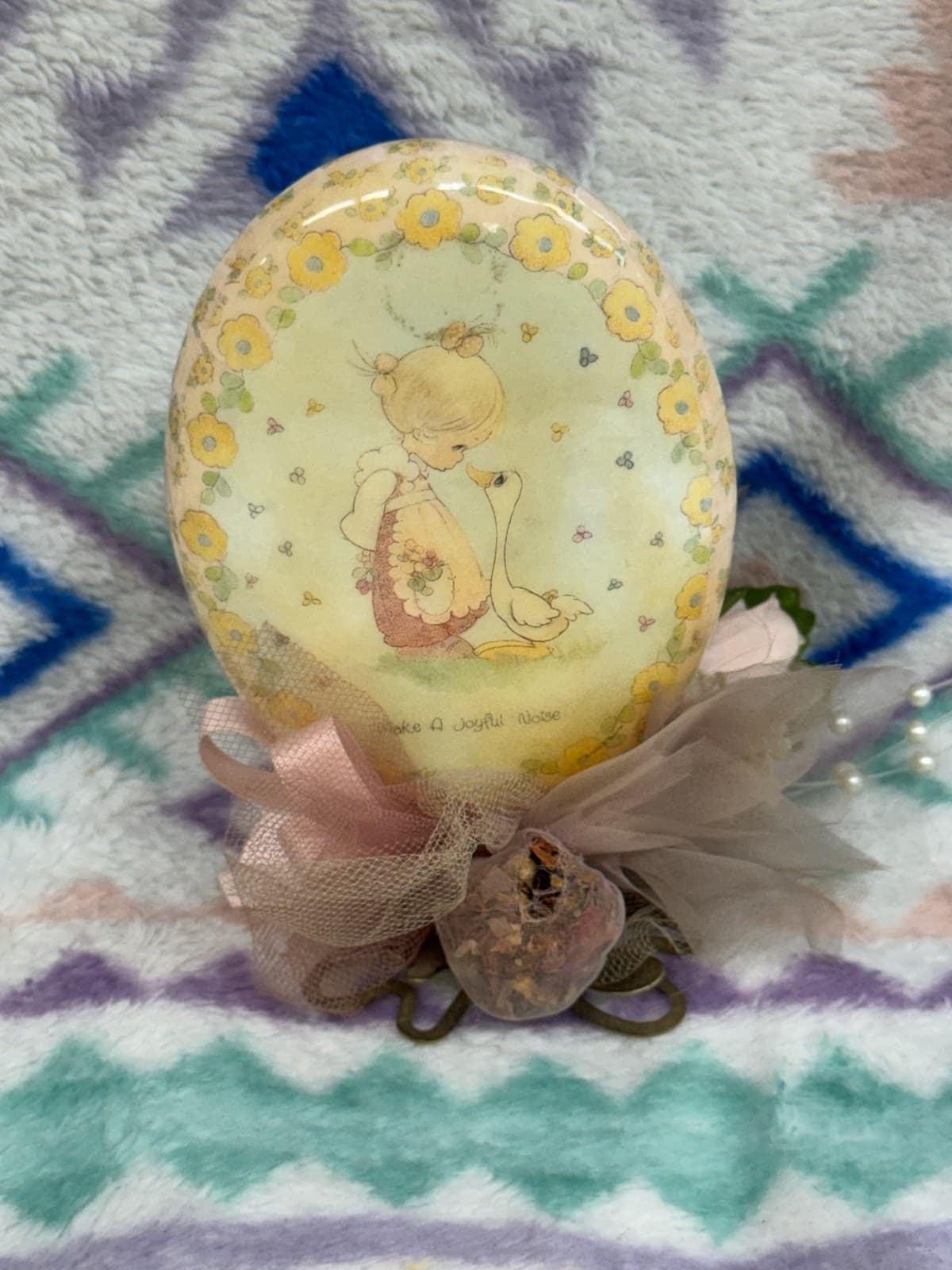 Precious Moments Vintage Mary Engelbreit Easter Egg Ornament