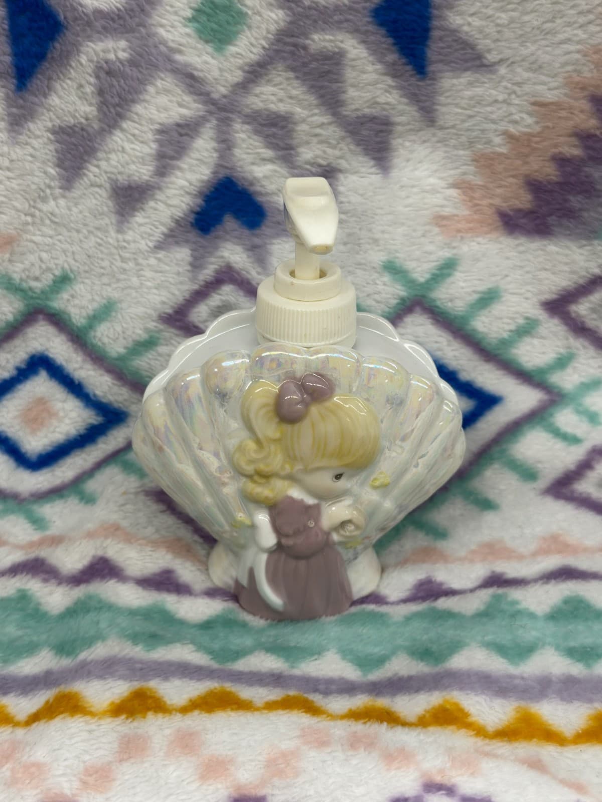 Precious Moments Shell-Shaped Decorative Soap Dispenser