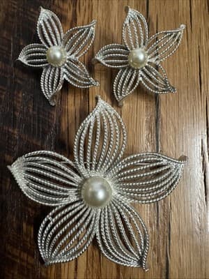 VTG Sarah Coventry Moon Flower Brooch & Earrings Set Silver Tone Retro Jewelry