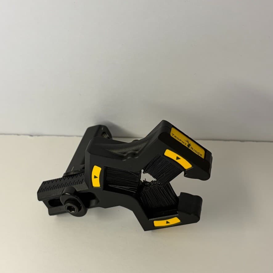Trophy Ridge Whisker Biscuit Arrow Rest Used Compound Bow Hunting Full Capture
