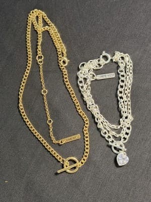 Nine West Gold Silver Tone Chain Necklace Heart Pendant Toggle Lobster Closure