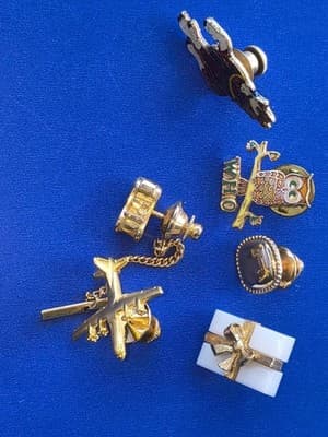 Men's Gold Tone Tie Tacks Airplane Owl Hat Bow Designs Lot Multicolor White