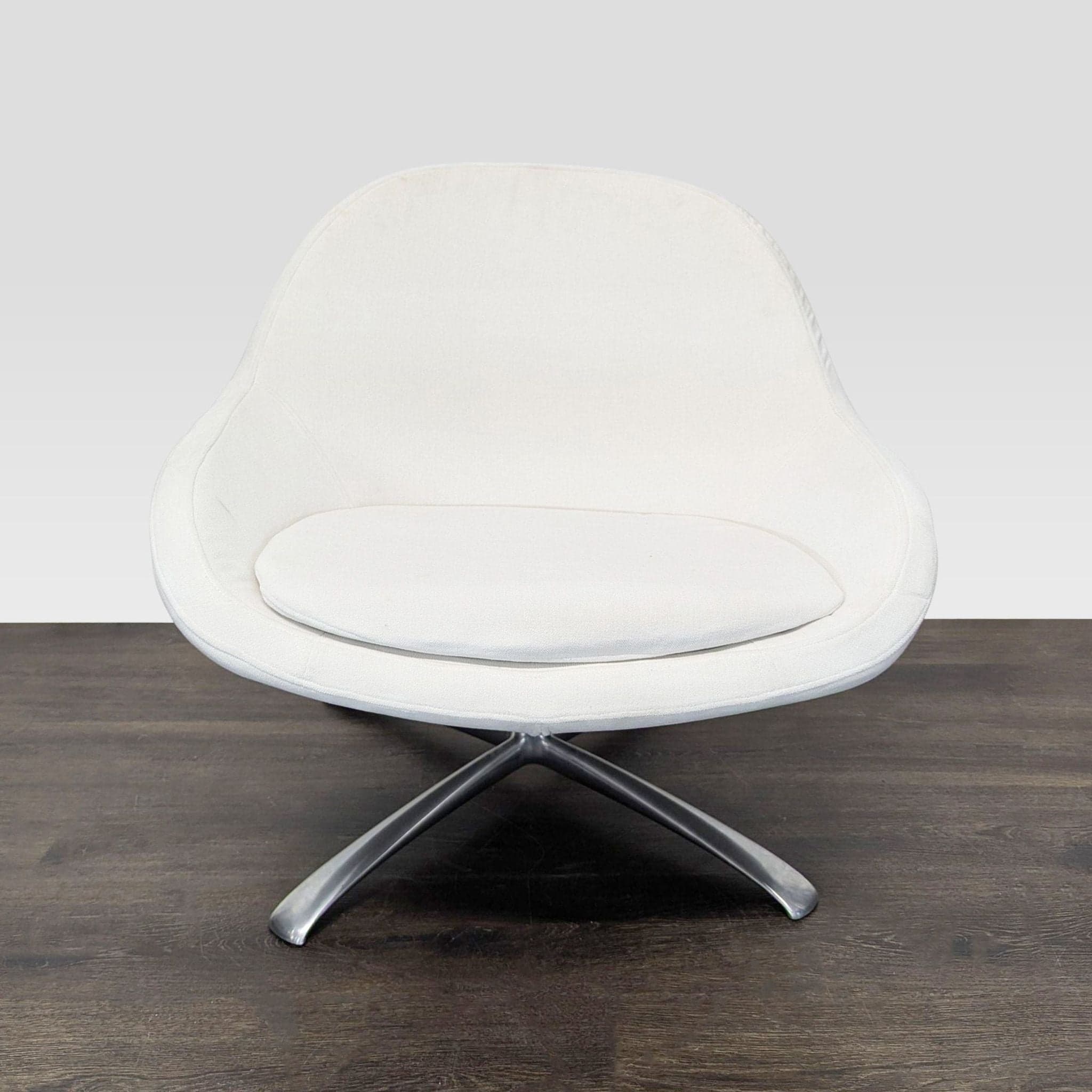 Bo Concept Veneto Modern White Swivel Lounge Chair with Metal Base