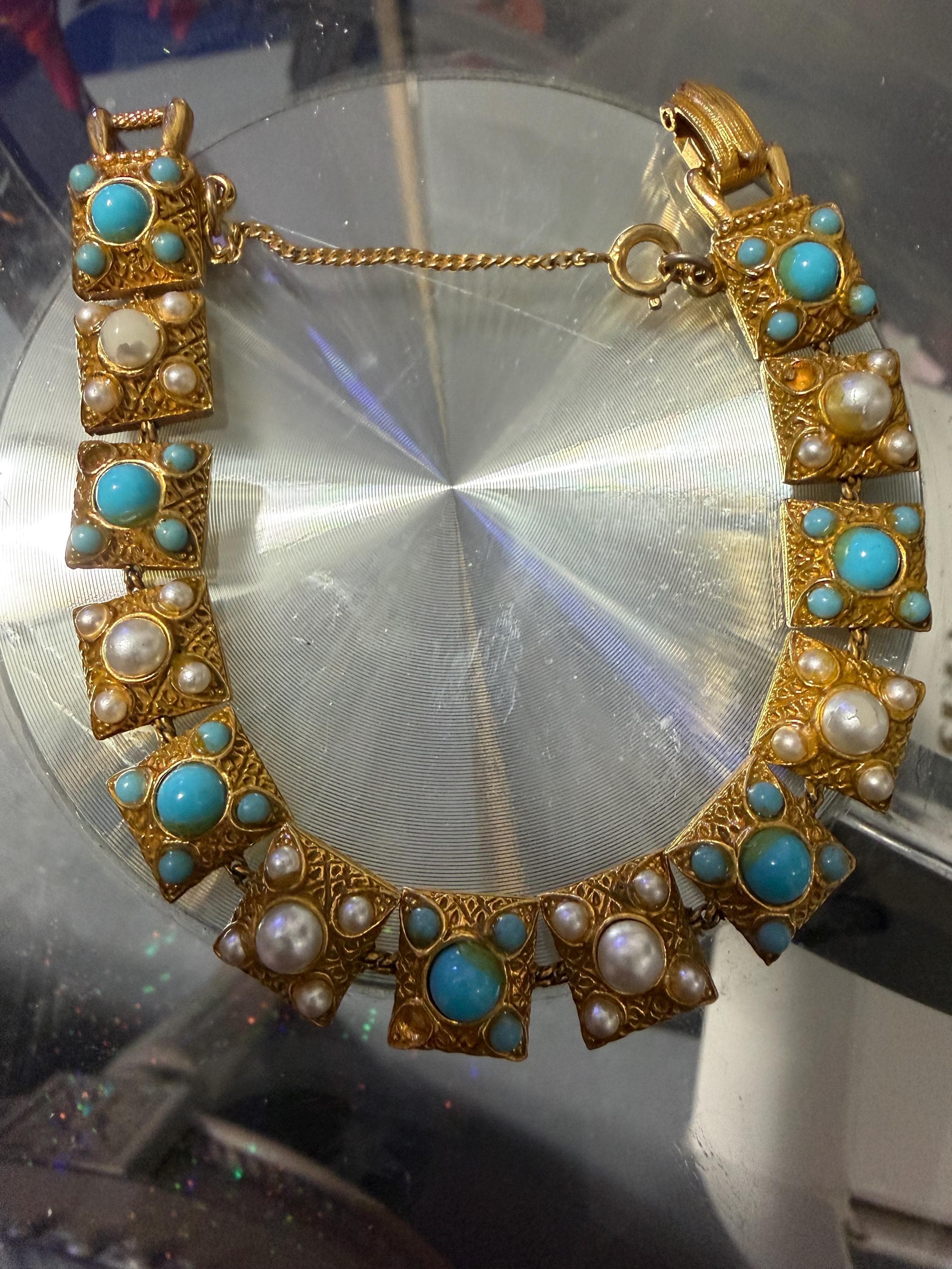 Vintage Bracelet Signed ART