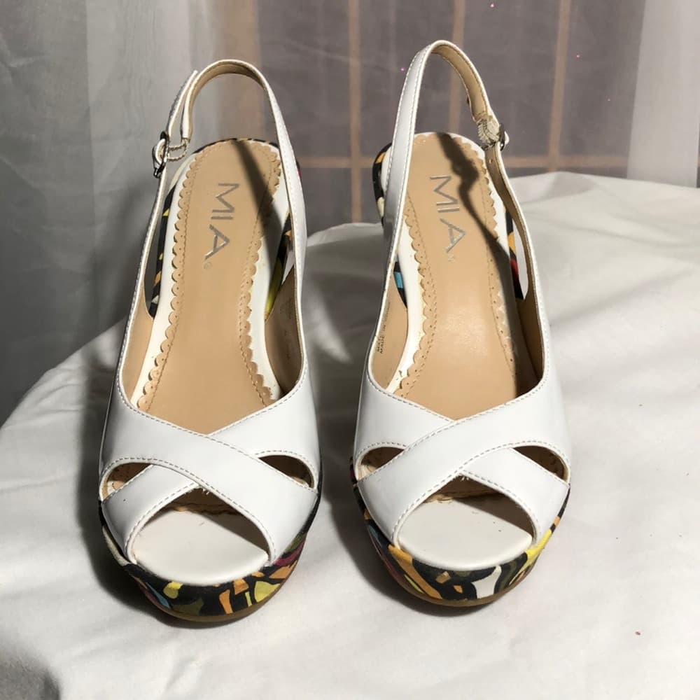 Mia Platform Wedge