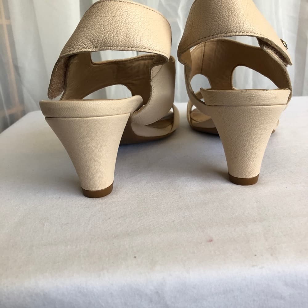 Nurture Gladiator Heels size 7