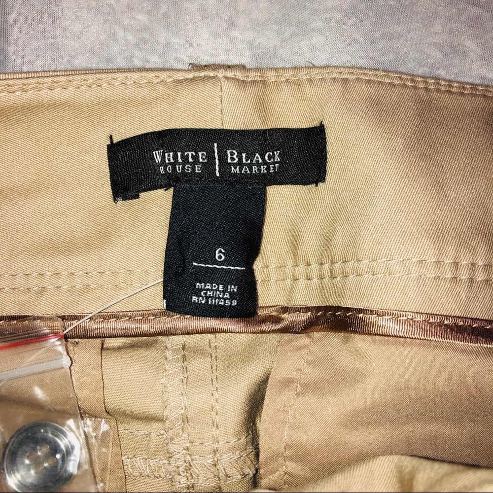 WHITE HOUSE BLACK MARKET NWT CROPPED CAPRI CHINO