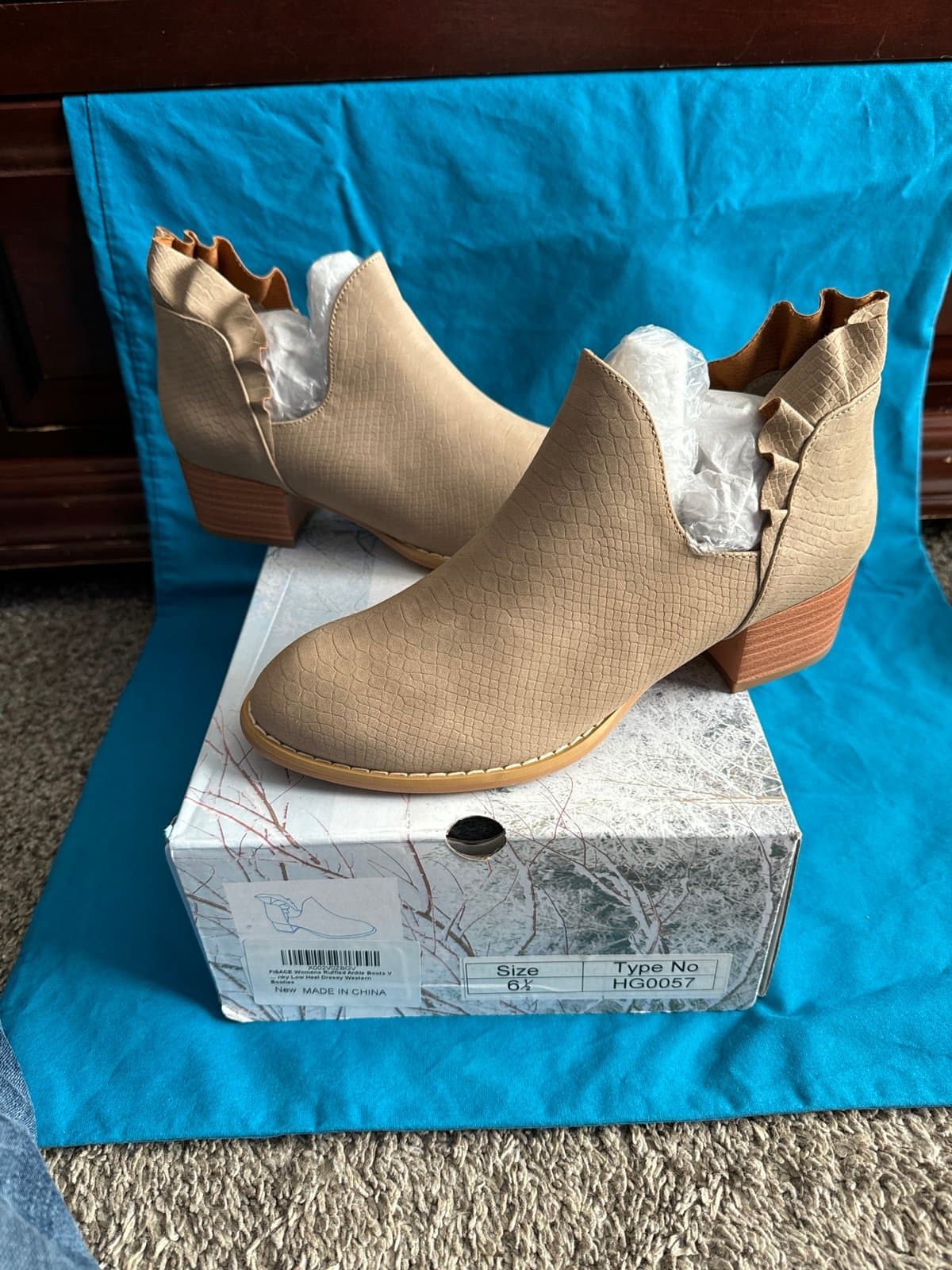 Women’s ruffled ankle boots 6 1/2 NIB