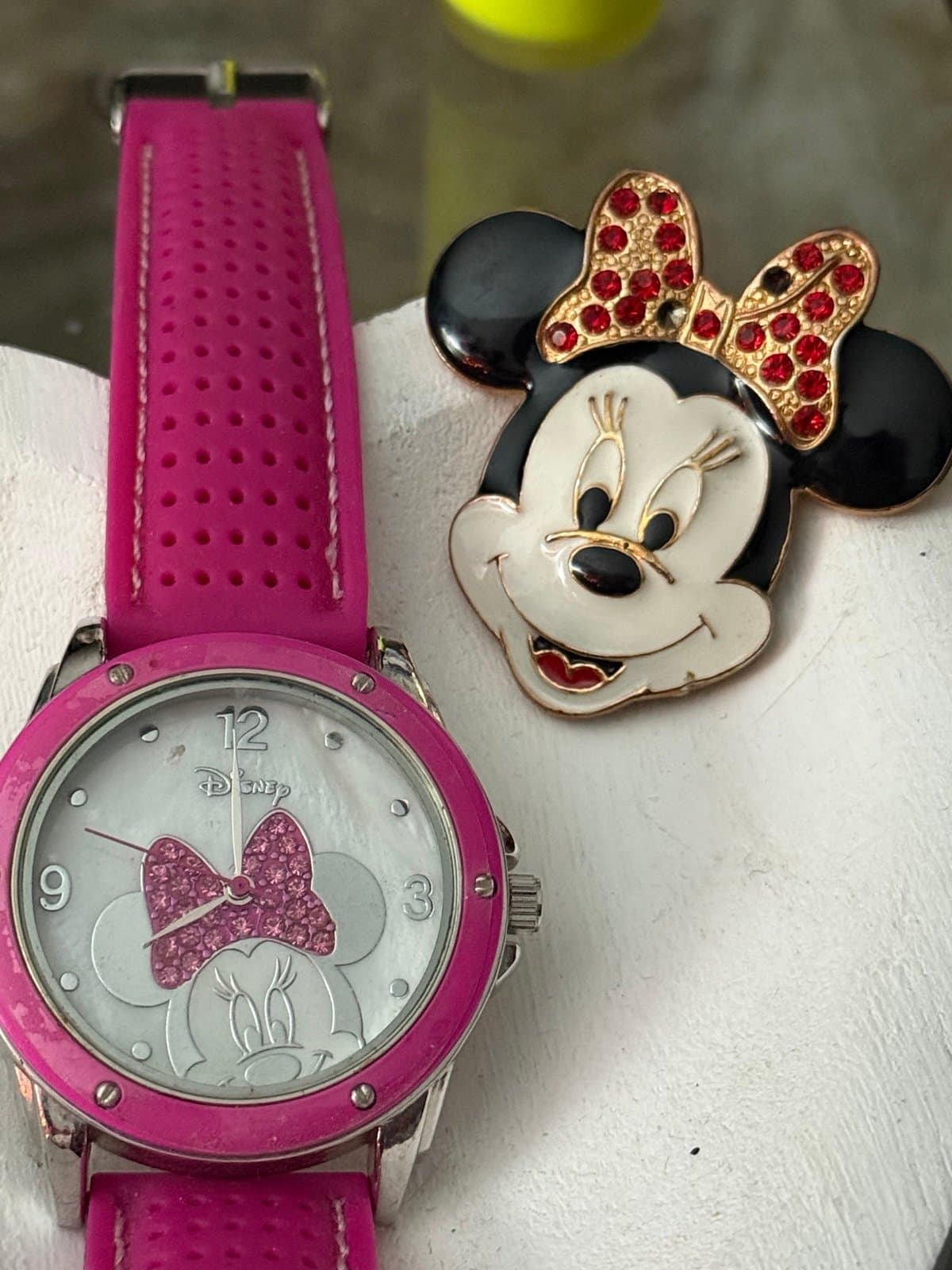Minnie Mouse watch and brooch