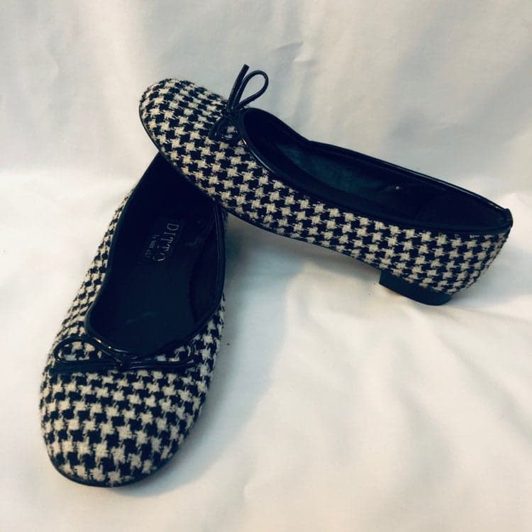 Houndstooth Flats