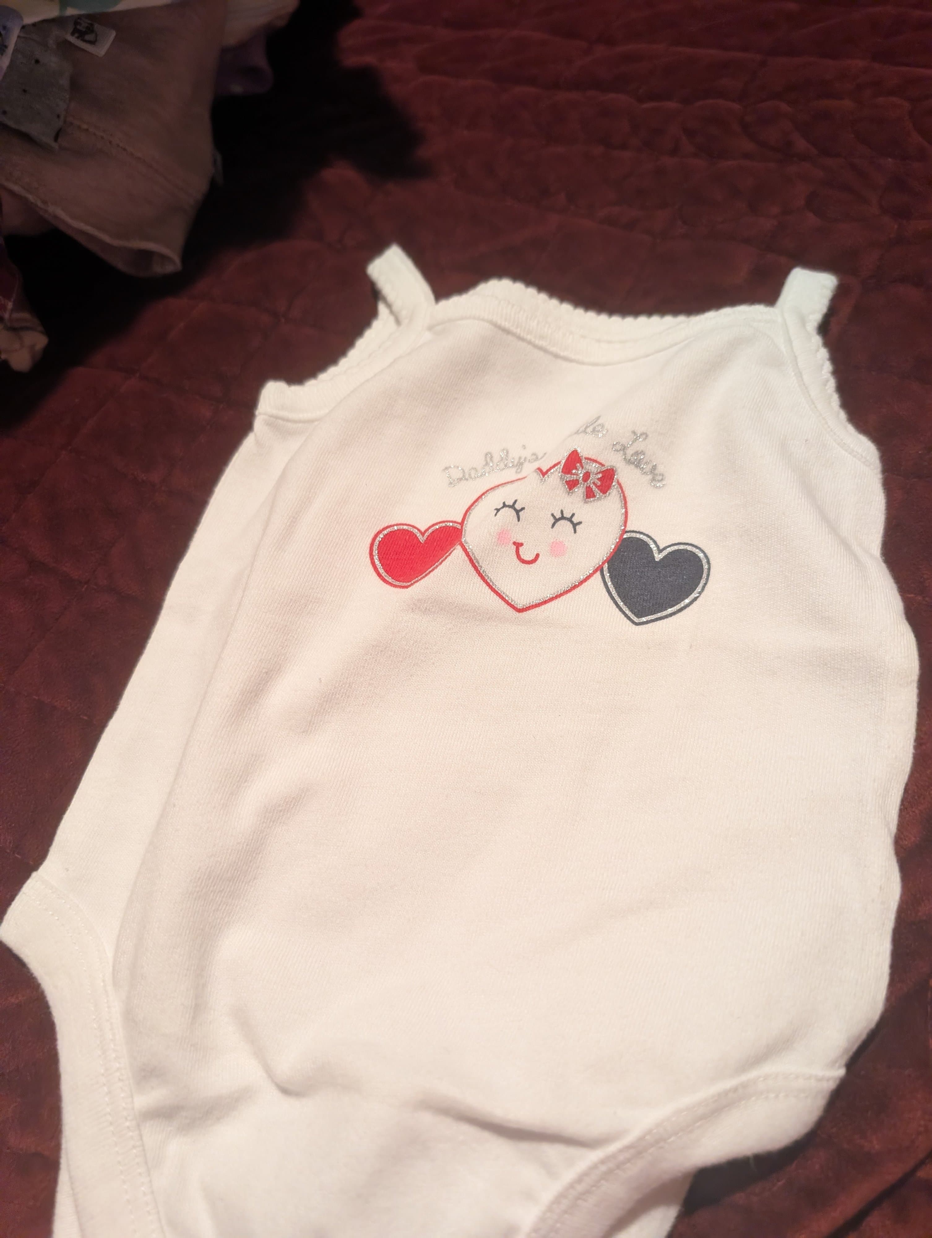 Garanimals Baby Onesie 0-3M Heart Design