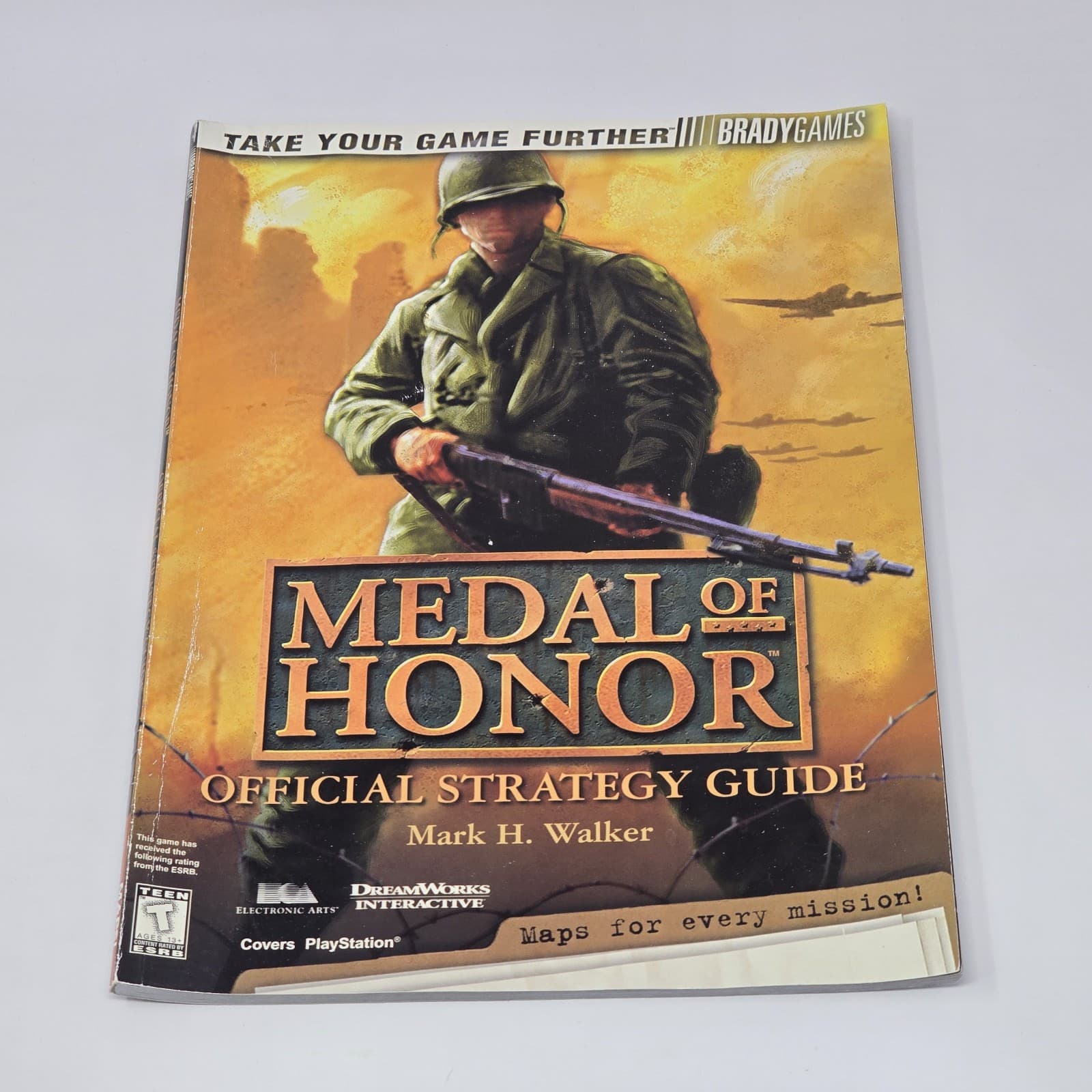 Medal of Honor Official Strategy Guide (PlayStation 1 PS1) BradyGames