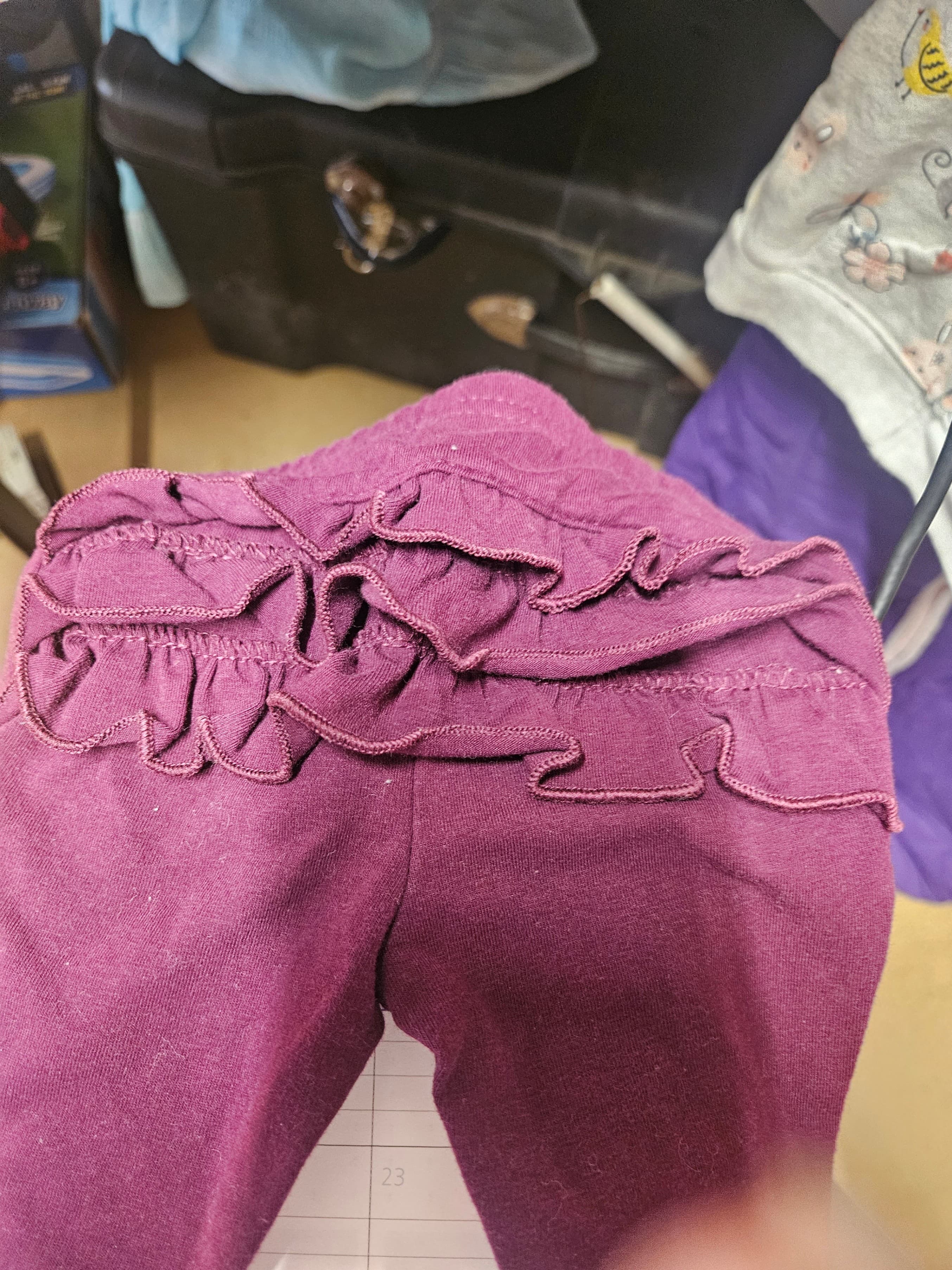 Baby Ruffled Leggings in Burgundy