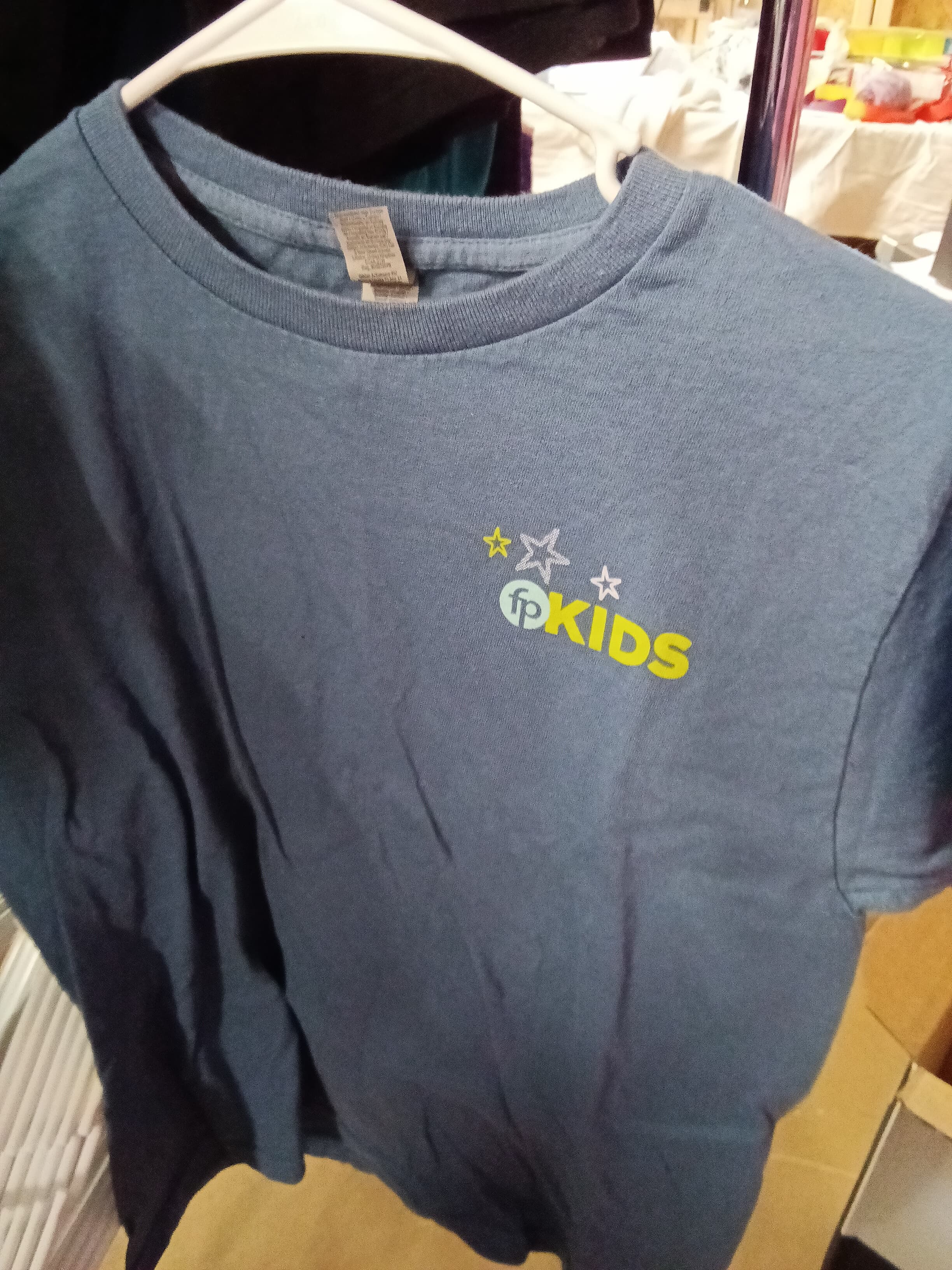 Gildan Kids Blue Graphic T-Shirt Medium