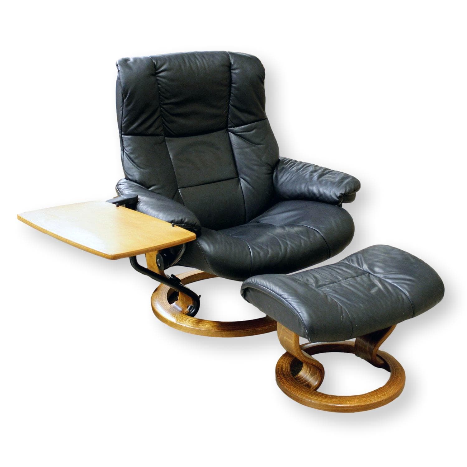 Ekornes Stressless Recliner w/Ottoman & Table Tray - Black