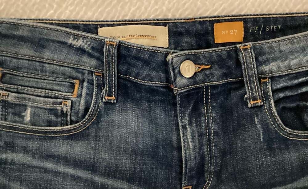 Pilcro and the Letterpress Stet Denim Shorts Size 27
