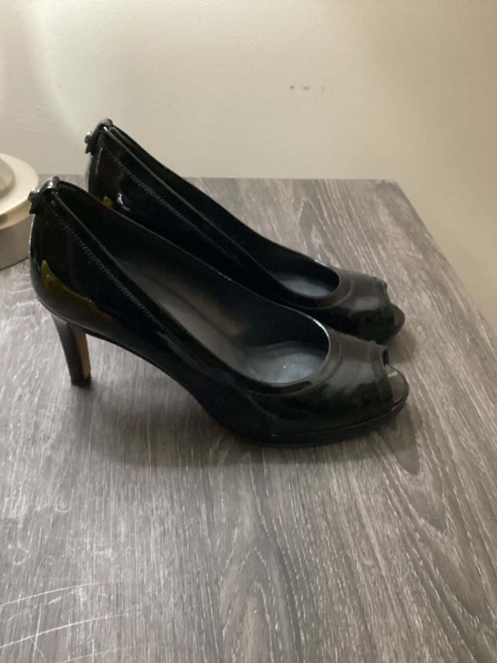 Stuart Weitzman Black Patent Leather Peep Toe Heels Size 7 M