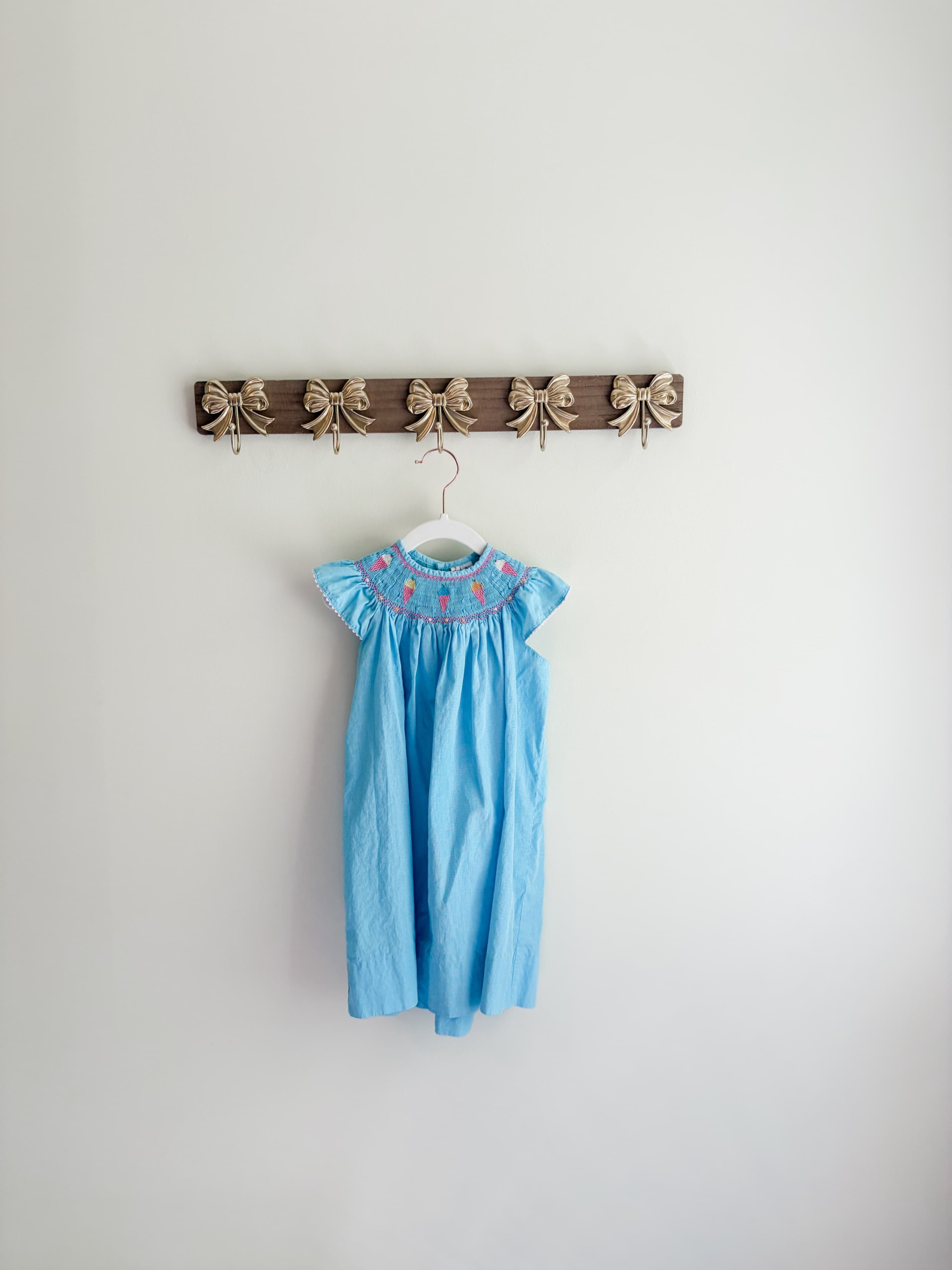 Orient Express Inc girls size 2 Blue Smocked Girls' Dress with Embroidered Details