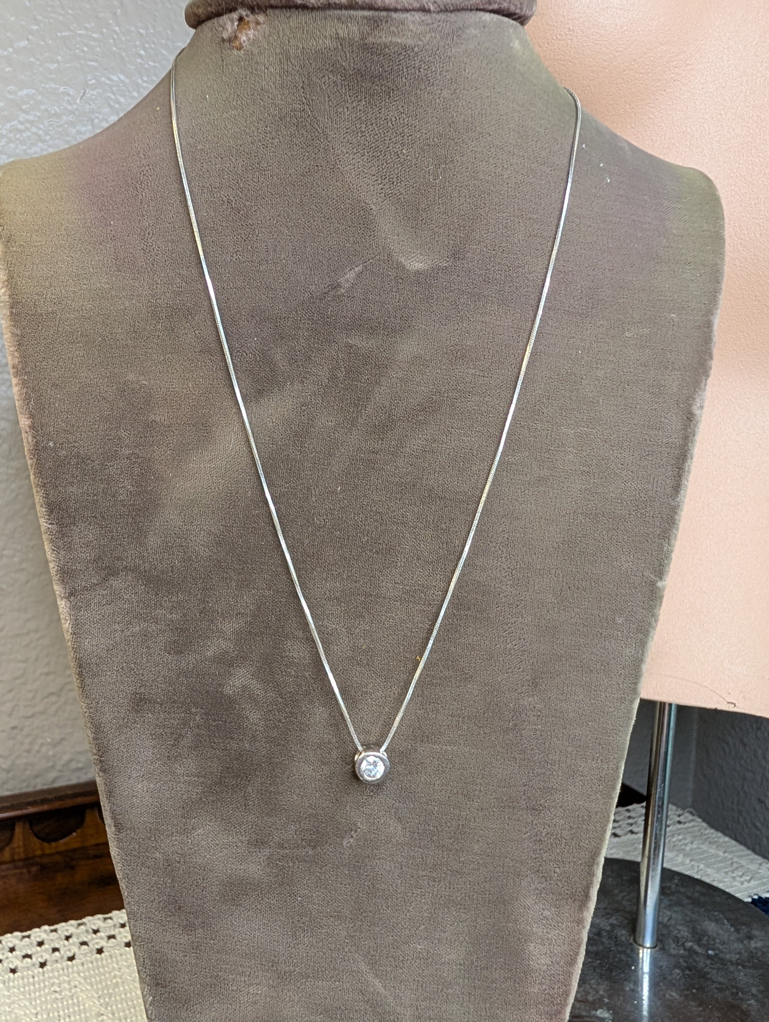 Sterling Silver 925 Box Chain Necklace and Pendant