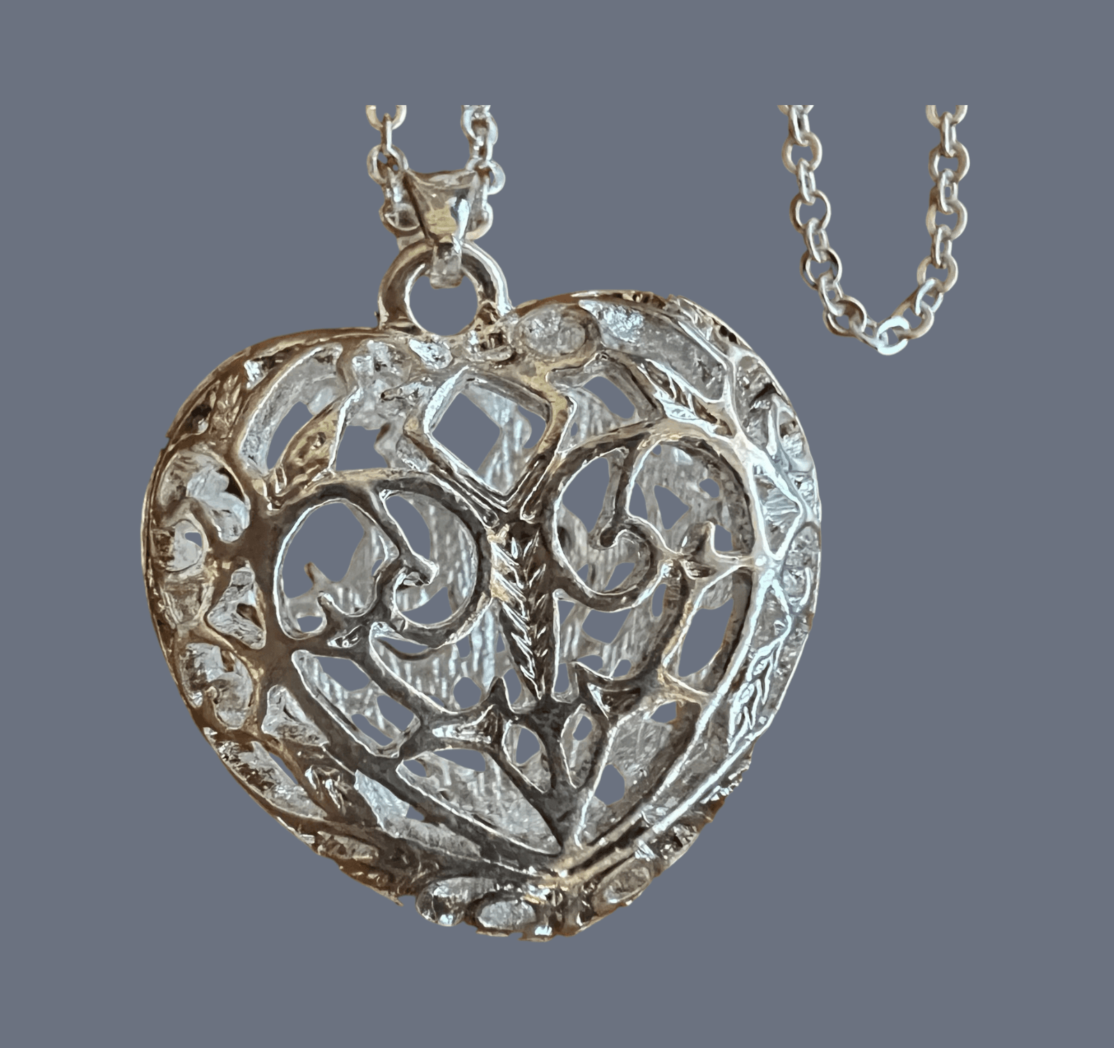 Fashion Jewelry Silvertone Puff Heart Pendant Necklace