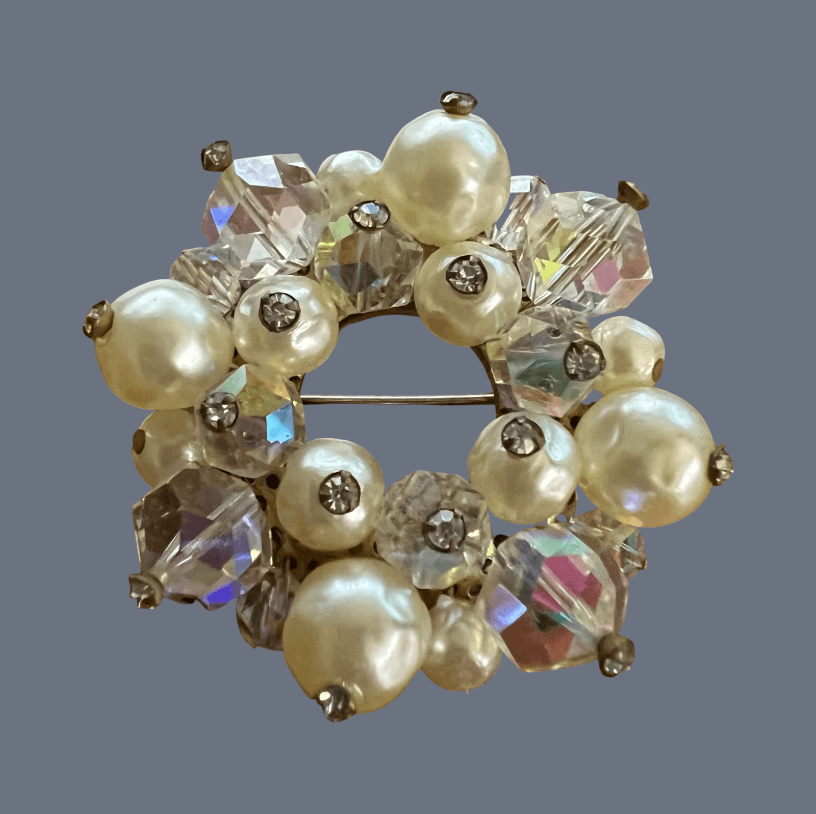 Vintage Aurora Borealis Custer Brooch