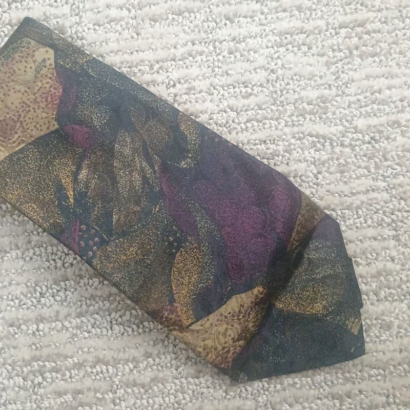 Canali Milano 100% Silk Abstract Artistic Floral Print Necktie Made in Italy