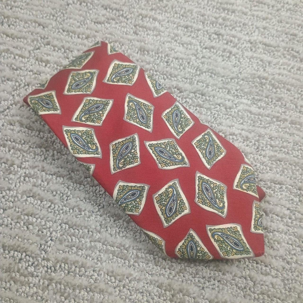 Jos. A. Bank Executive Collection Silk Tie, Red with Diamond Paisley Pattern. Made in USA.